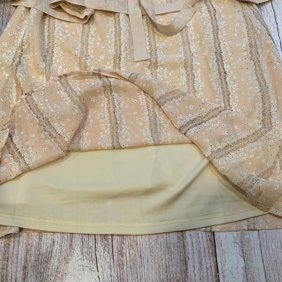 ENTRO Cold Shoulder Ruffle Tunic Dress • NWT! - Picture 8 of 9